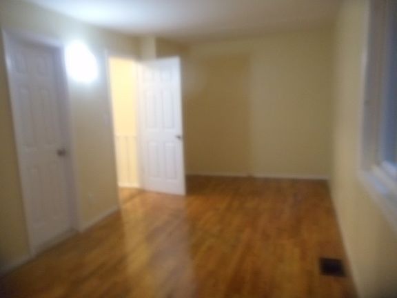 5th image of 790 E 169th St
