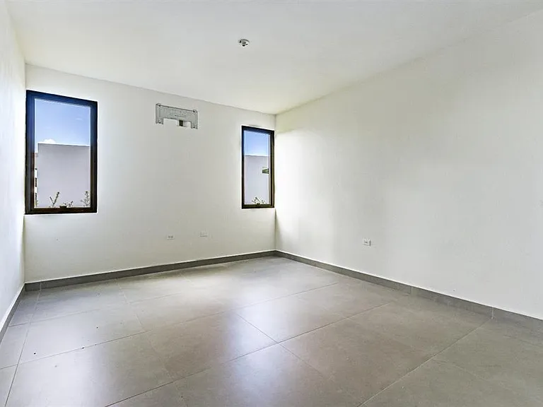 238 Urb Monteazul — Photo 9