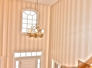 9115 Stratus Cir, Manlius, NY 13104