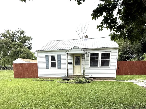 1612 W Hunt St, Decatur, IL 62526