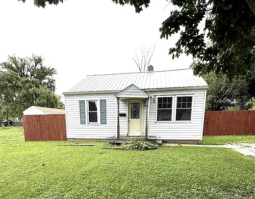 1612 W Hunt St Photo 1