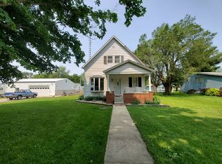 418 S Curtis St, Edinburg, IL