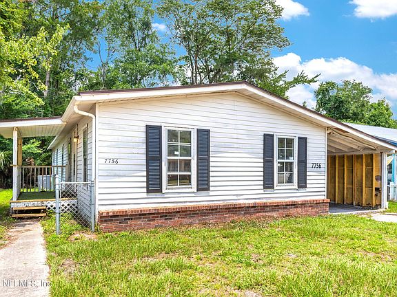 2nd image of 7756 CLUB DUCLAY Drive