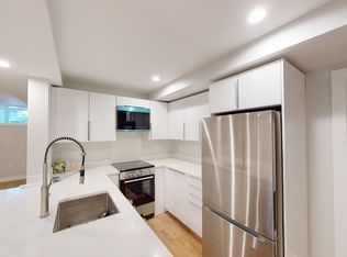 81 Toxteth St #1, Brookline, MA 02446
