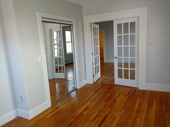 2nd image of 140 Elm St #1