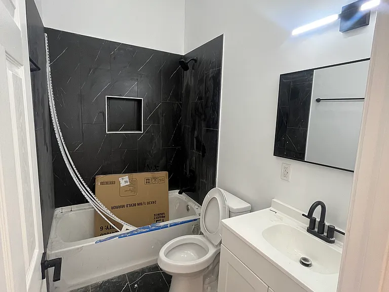 2824 Montgomery St #R — Photo 19
