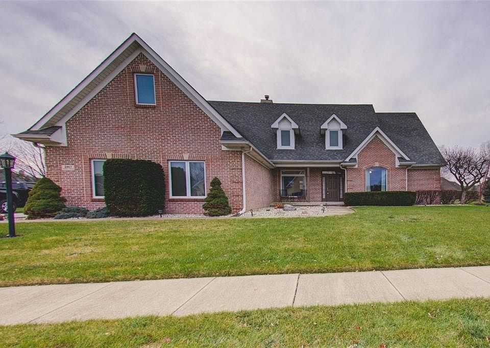 1st image of 2463 Derby Dr