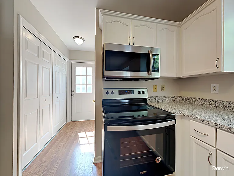 3411 Mayhurst Dr — Photo 3