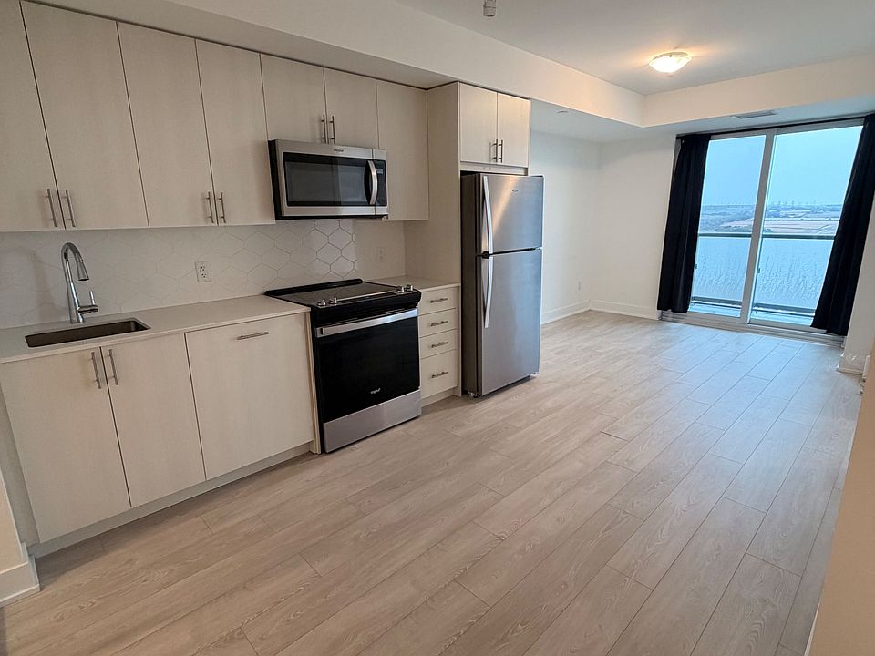 1st image of 2545 Simcoe St N #2704