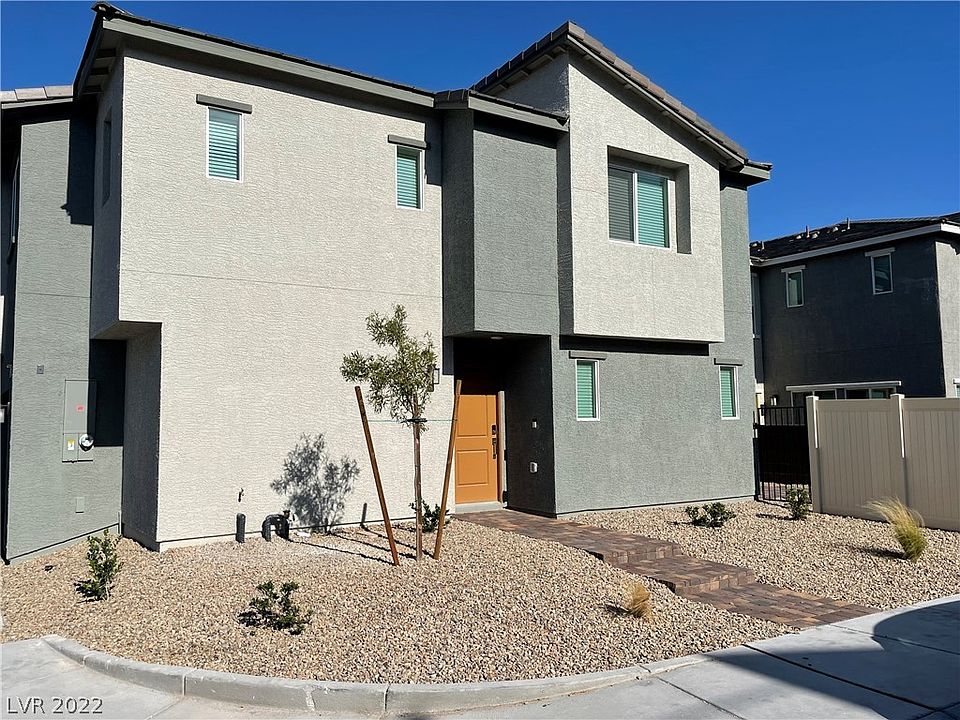 1st image of 2745 Peacock Blue Ave