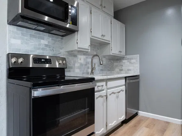 803 Plate St, Rochester, MI