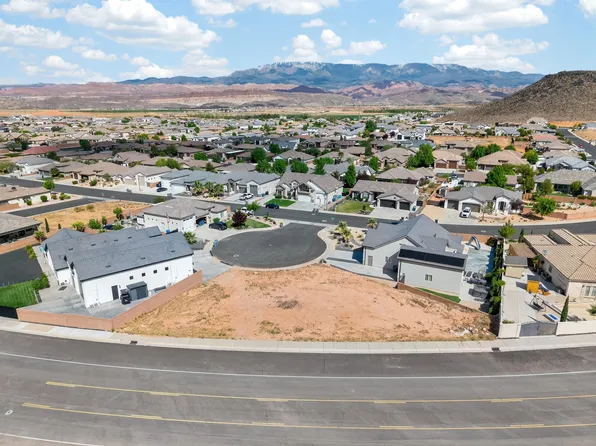 3250 W Cir, Hurricane, UT 84737
