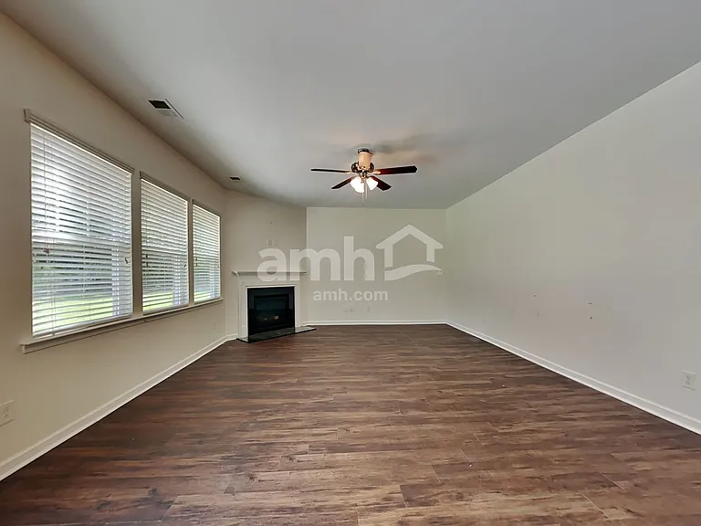 138 Blackwater Way — Photo 6