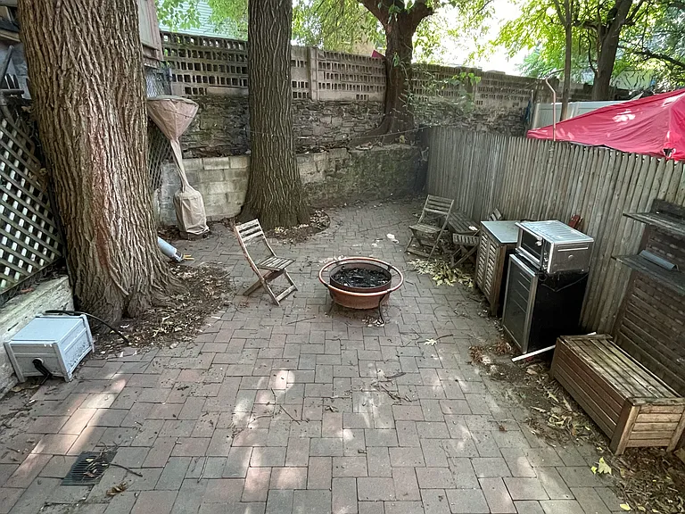 1281 Union Ave — Photo 34