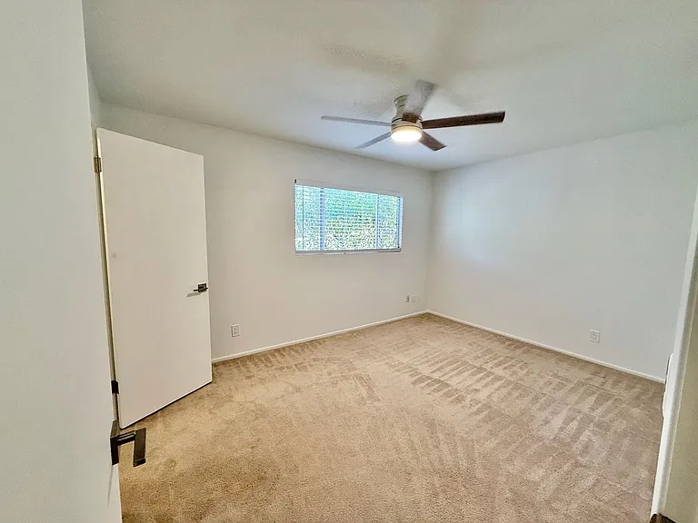 50 Sombart Ln — Photo 17
