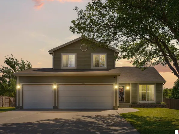 10807 S 25th Ave, Bellevue, NE 68123