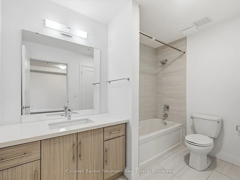30 Hamilton St S #601 — Photo 20