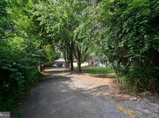 2757 Cody Rd, Vienna, VA 22181