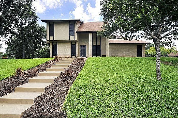 1st image of 7501 Dawn Hill Cir