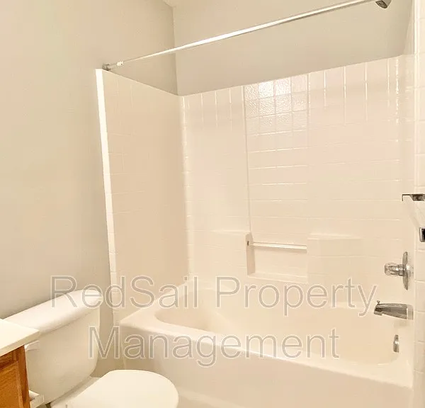 117 Grant Ct — Photo 14