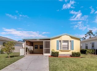547 NE Cottage Park Ln, Leesburg, FL 34748