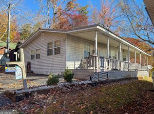 988 Mountain Shadows Dr, Cleveland, GA 30528