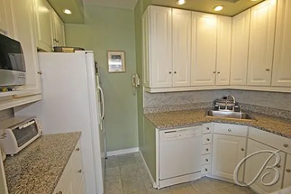 Sold by Bellmarc Realty | media 7