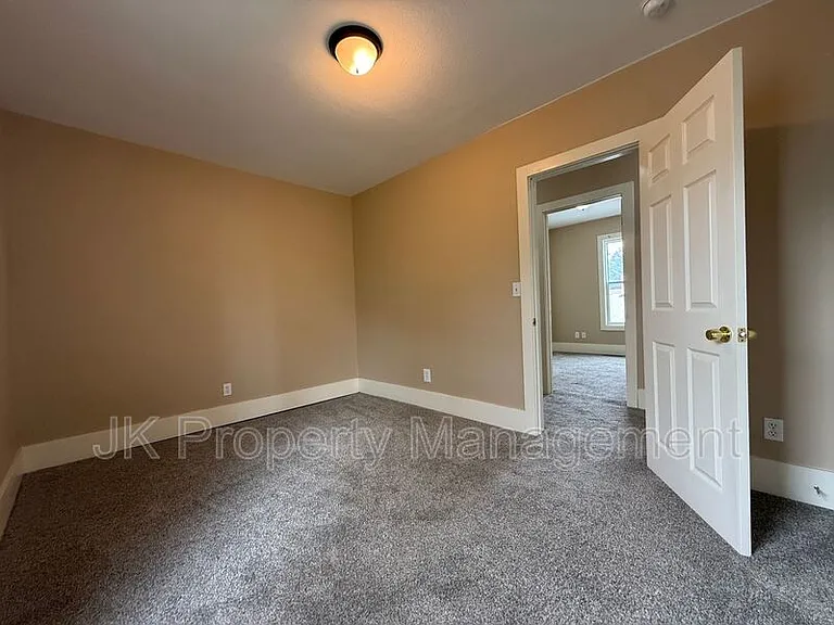 1303 6th Ave S #1303 — Photo 30