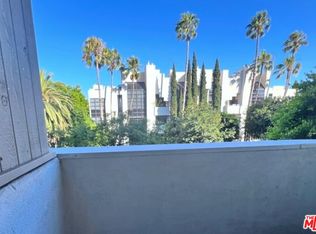 11645 Montana Ave APT 102, Los Angeles, CA 90049