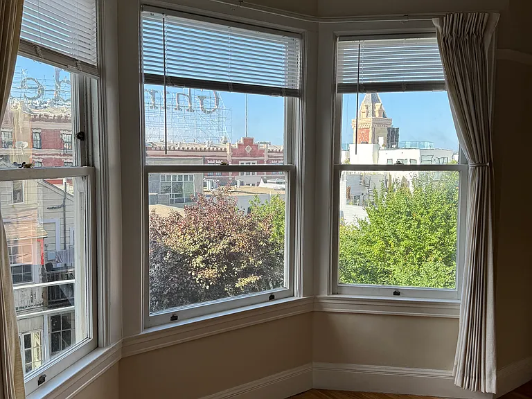 970 Bay St #2 — Photo 1