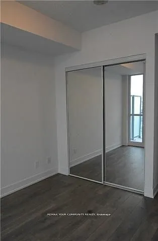 9471 Yonge St #629 — Photo 7