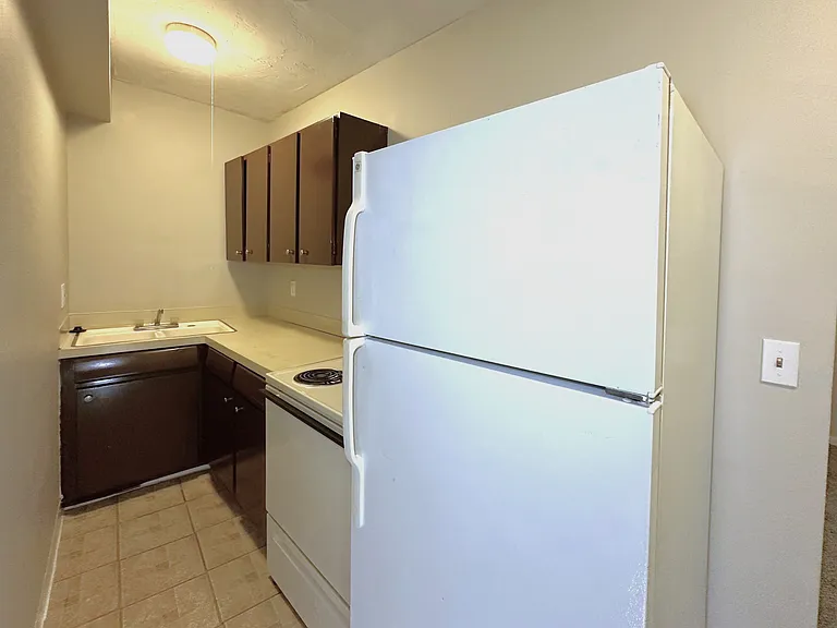102 W Ida Ave #8 — Photo 9