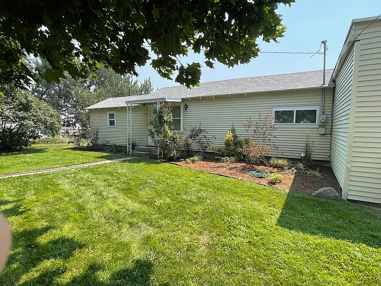 209 W Murray St — Photo 1