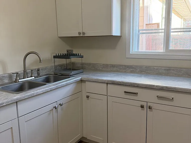1941 Phillips Ave #1943 — Photo 10