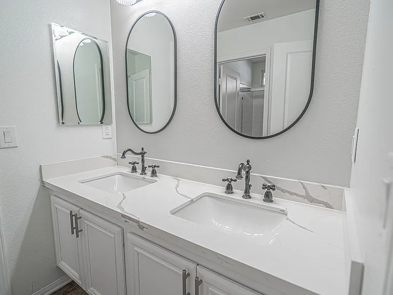 23239 Barnacle Ln — Photo 14