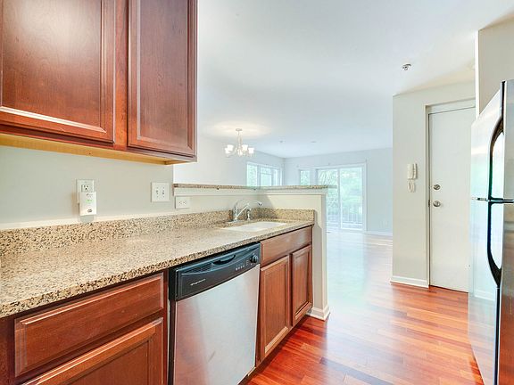 5th image of 3729 Picasso Ct
