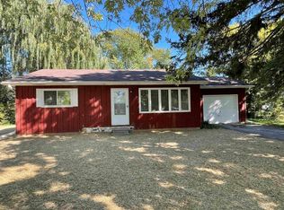 22 Maryden Rd, Oshkosh, WI 54904