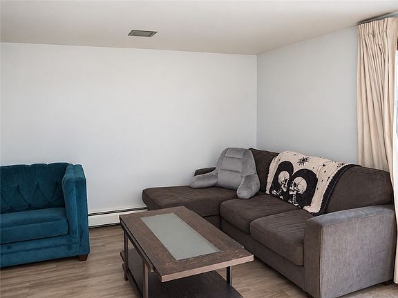 2nd image of 579 Kendall Ave