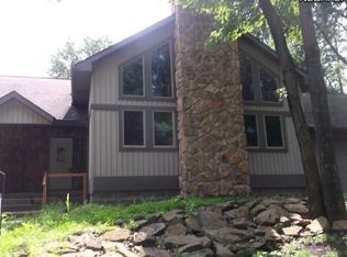 995 Orchard Ave, Niles, OH
