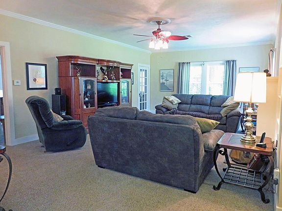 2nd image of 1202 Sylvan Ave