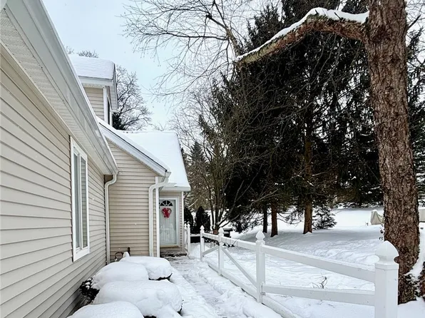 3984 Palace Way, Akron, OH 44321