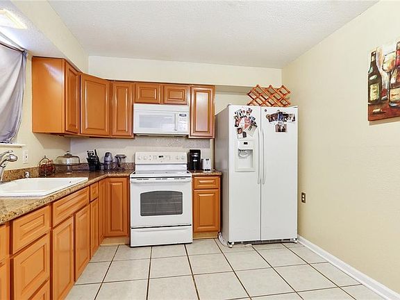 4th image of 8731-33 Curran Blvd