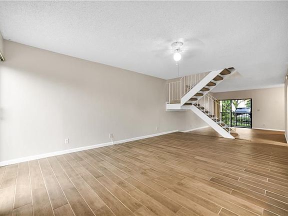 3rd image of 9133 NW 38th Dr