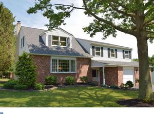 13 Meadow Ln, Quakertown, PA 18951