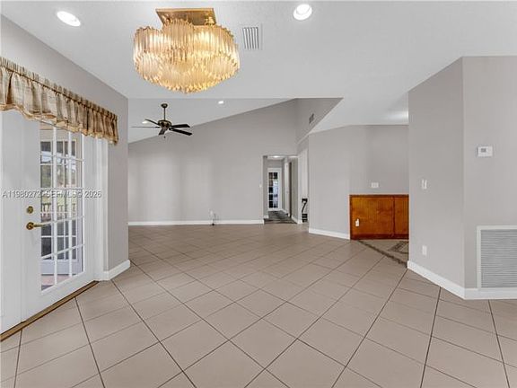 3rd image of 12145 Begonia Way