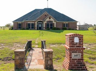 145 Heritage Pkwy E, Decatur, TX 76234