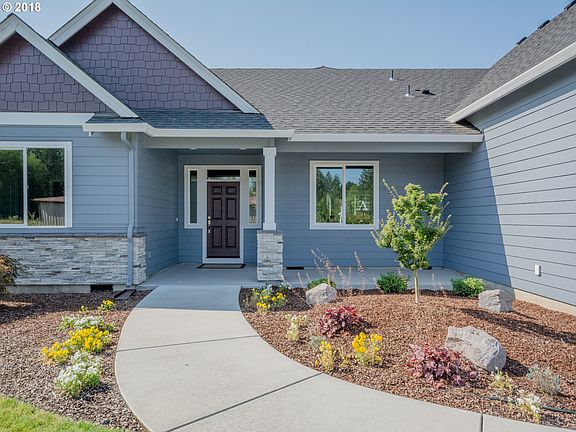 3rd image of 7219 NE 211th Cir