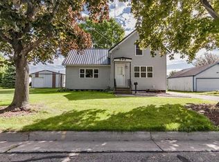 232 Ontario Ave, Oconto, WI 54153
