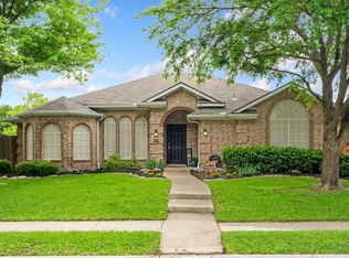 2302 Randi Rd, Rowlett, TX 75088