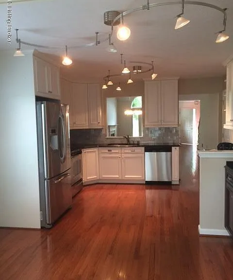 11026 Fairway Pointe Dr — Photo 3